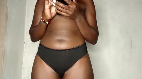 Snapshot of rakeal5 chatting on 10-24-25, 05:42 Ray online show from 10-24-25, 05:42