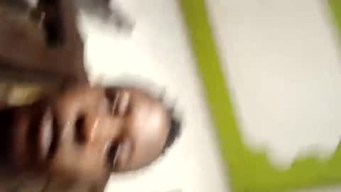 Snapshot of rakeal5 chatting on 12-03-25, 08:00 Ray online show from 12-03-25, 08:00