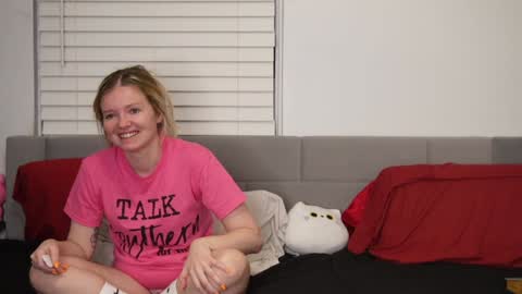 Snapshot of ramichick chatting on 01-14-25, 01:36 Rami online show from 01-14-25, 01:36