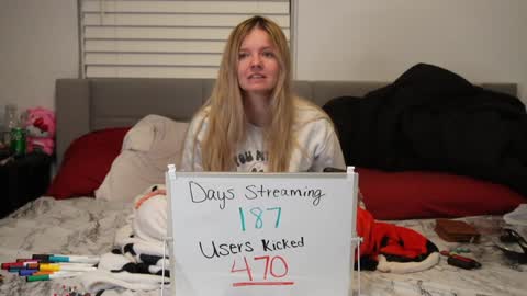 Snapshot of ramichick chatting on 01-22-25, 04:34 Rami online show from 01-22-25, 04:34