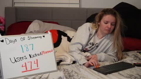 Snapshot of ramichick chatting on 01-22-25, 07:35 Rami online show from 01-22-25, 07:35