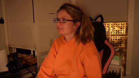 Snapshot of ramichick chatting on 02-26-25, 08:37 Rami online show from 02-26-25, 08:37