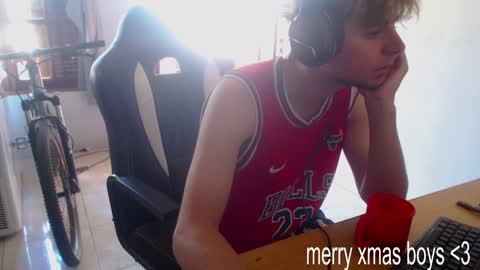 Ramiro online show from 12-28-24, 12:45