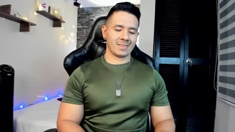 Snapshot of ransoj chatting on 12-06-24, 01:07 Jonas online show from 12-06-24, 01:07