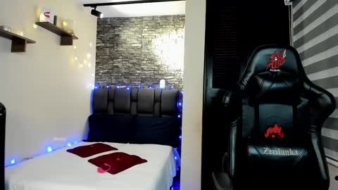 Snapshot of ransoj chatting on 12-11-24, 01:15 Jonas online show from 12-11-24, 01:15