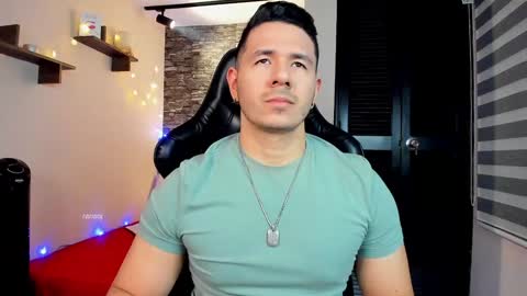 Snapshot of ransoj chatting on 01-31-25, 01:22 Jonas online show from 01-31-25, 01:22