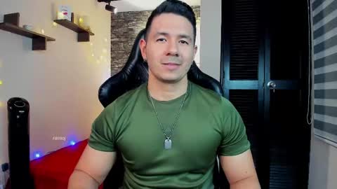 Snapshot of ransoj chatting on 03-08-25, 02:01 Jonas online show from 03-08-25, 02:01