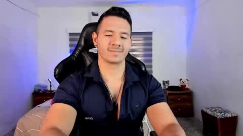 Snapshot of ransoj chatting on 09-18-25, 03:14 Jonas online show from 09-18-25, 03:14