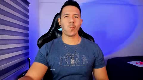 Snapshot of ransoj chatting on 10-17-25, 09:17 Jonas online show from 10-17-25, 09:17