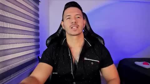 Snapshot of ransoj chatting on 11-07-25, 02:17 Jonas online show from 11-07-25, 02:17