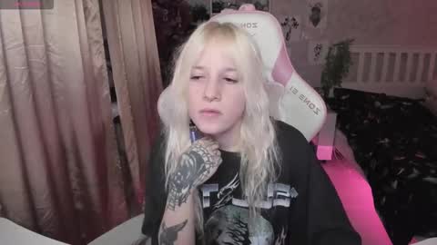 Rapunzel online show from 12-03-25, 01:20