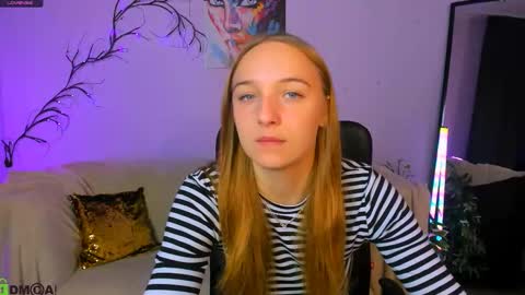 Raquel online show from 09-22-25, 05:42