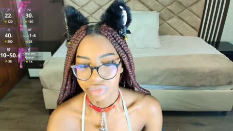 Raquel online show from 02-07-25, 02:37