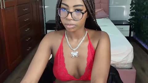 Raquel online show from 09-18-25, 08:00