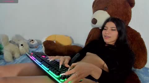 Raquell online show from 03-02-25, 04:07