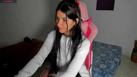 Raquell online show from 03-07-25, 03:40