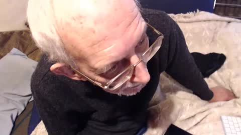 Raffaele online show from 12-21-24, 11:01