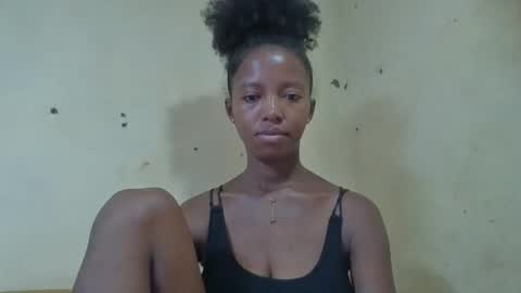 Snapshot of rasoanirinaa chatting on 02-25-26, 09:57 rasoanirinaa online show from 02-25-26, 09:57