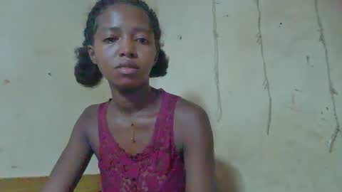 Snapshot of rasoanirinaa chatting on 03-16-26, 02:50 rasoanirinaa online show from 03-16-26, 02:50