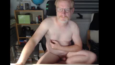 Snapshot of raunchyme chatting on 11-05-25, 10:43 Raunchy me online show from 11-05-25, 10:43