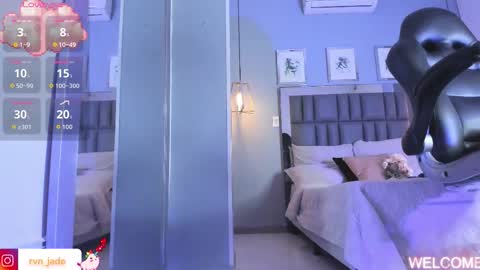 raven_jade_ online show from 09-14-25, 03:49