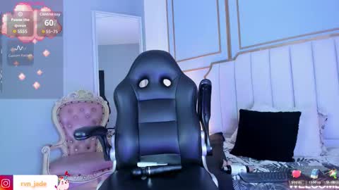 raven_jade_ online show from 09-16-25, 04:02