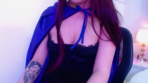 raven_love_ online show from 10-31-25, 06:42