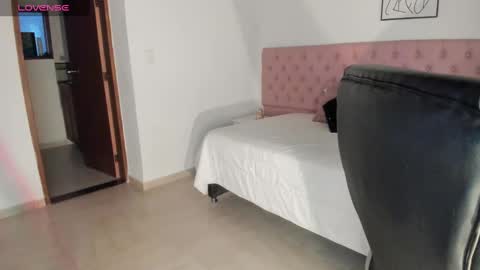 raven rin online show from 09-26-25, 11:58