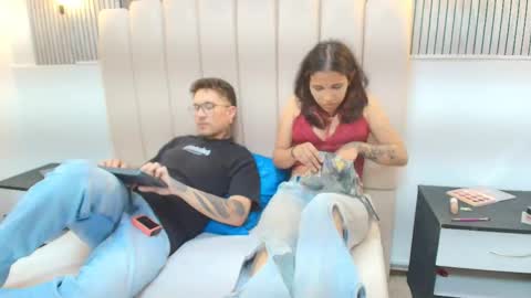 ravenandcody online show from 11-12-25, 03:40