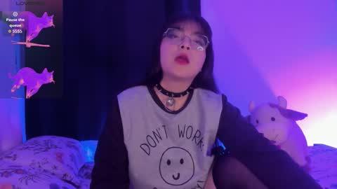 Raven  online show from 11-28-25, 04:48