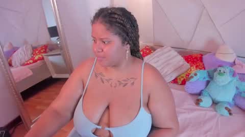 Snapshot of ravendipaul_ chatting on 01-02-25, 12:23 online show from 01-02-25, 12:23