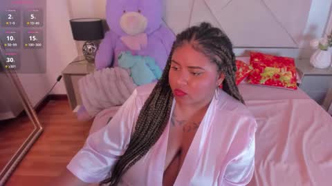 Snapshot of ravendipaul_ chatting on 01-16-25, 08:43 online show from 01-16-25, 08:43