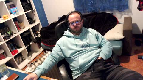ravingr3d3 online show from 01-31-25, 09:48