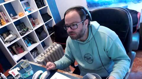 ravingr3d3 online show from 02-03-25, 09:08