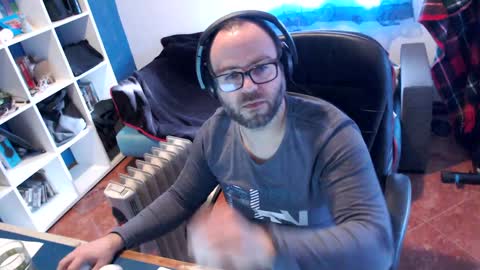ravingr3d3 online show from 02-04-25, 03:15