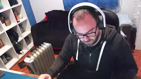 ravingr3d3 online show from 12-16-25, 09:14