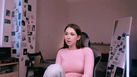 Alia Mereyn online show from 10-06-25, 11:40