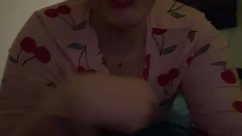 Snapshot of ray_arissa chatting on 02-10-25, 09:04 ray_arissa online show from 02-10-25, 09:04