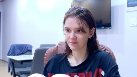 Ray-Ray online show from 01-10-26, 11:45