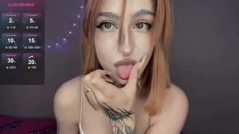 Sophia - online show from 09-27-25, 04:45