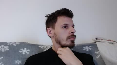 Snapshot of rayann27 chatting on 12-15-24, 12:17 rayan online show from 12-15-24, 12:17