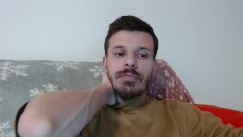 Snapshot of rayann27 chatting on 12-16-25, 10:37 rayan online show from 12-16-25, 10:37