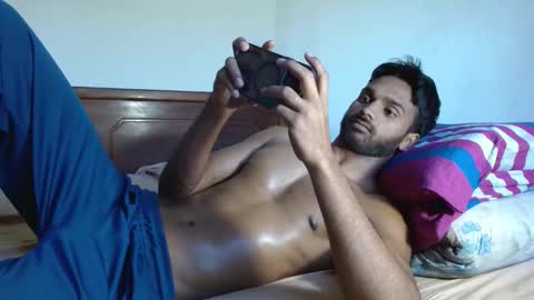 eyan online show from 03-26-26, 02:06