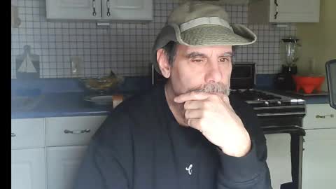 Ray online show from 01-15-26, 08:19