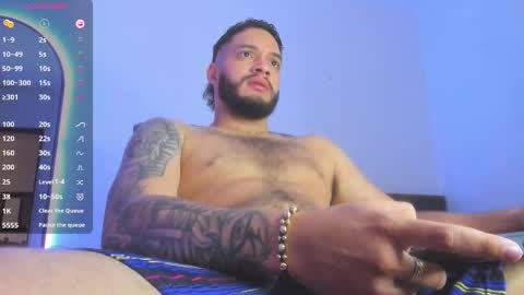 Snapshot of raymond_baker chatting on 09-15-25, 03:01 Felipe independent model online show from 09-15-25, 03:01