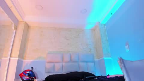 Raymond Stonee online show from 12-28-24, 03:48