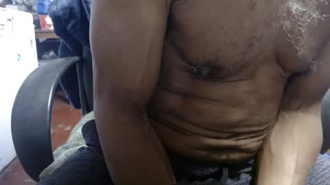 Snapshot of raysmith77777777 chatting on 12-14-24, 07:14 Ray online show from 12-14-24, 07:14