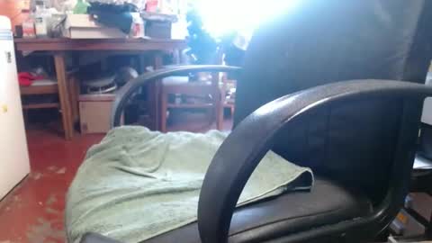 Snapshot of raysmith77777777 chatting on 12-19-24, 08:23 Ray online show from 12-19-24, 08:23