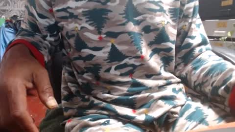 Snapshot of raysmith77777777 chatting on 01-13-25, 12:56 Ray online show from 01-13-25, 12:56