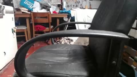 Snapshot of raysmith77777777 chatting on 10-26-25, 11:05 Ray online show from 10-26-25, 11:05